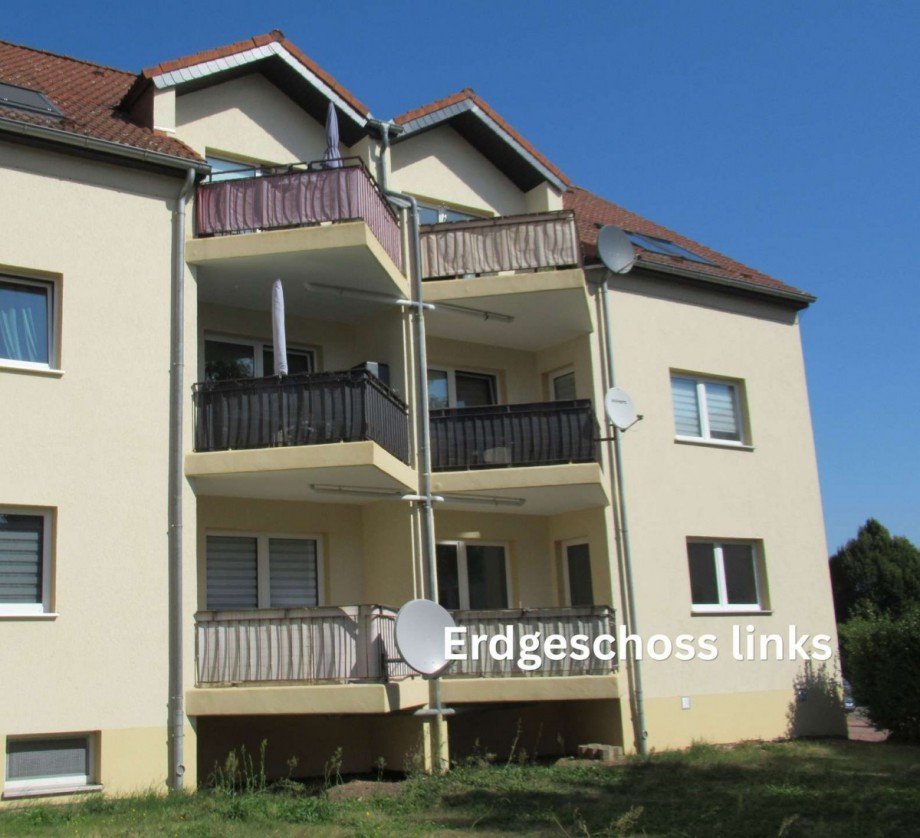 Balkon R�ckseite bearbeitet Erdgeschosswohnung B�rdeland