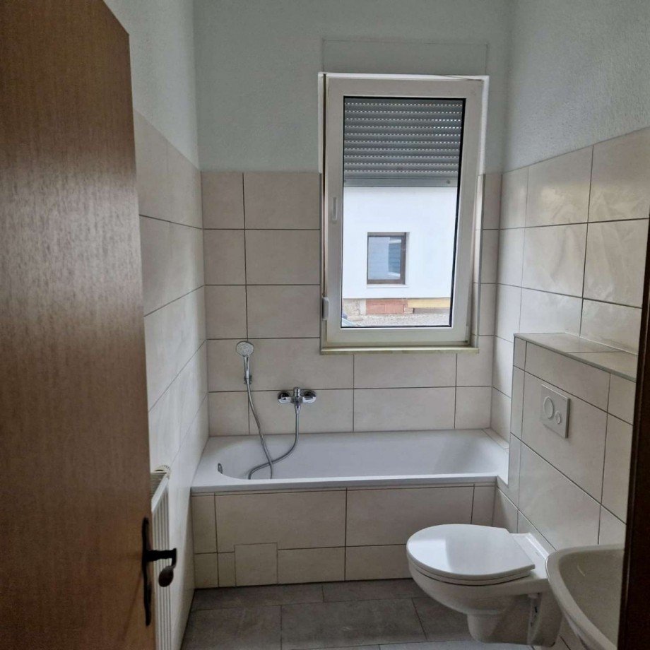 EGre5 Wohn- / Gesch�ftshaus Sta�furt