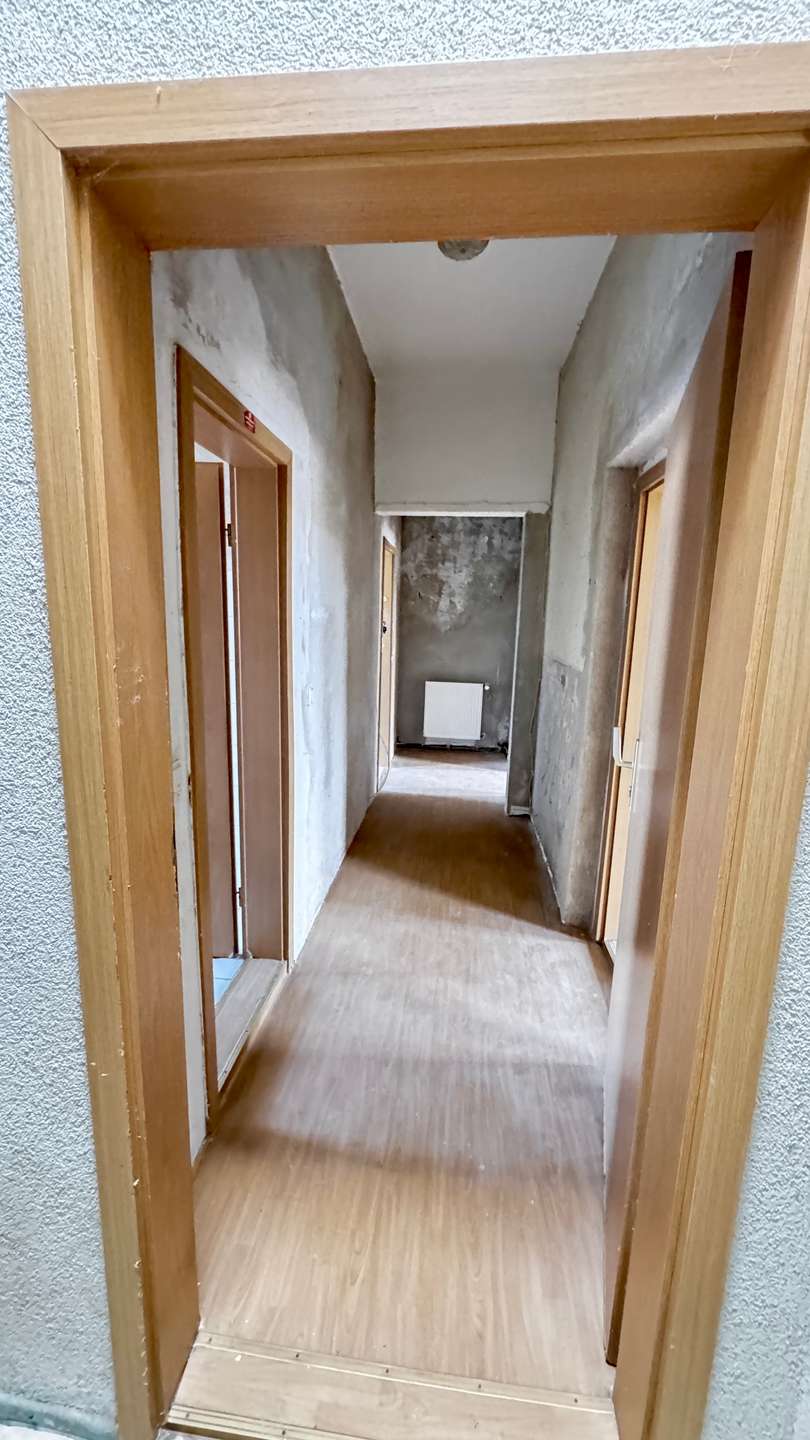 Flur 2.OG Mehrfamilienhaus Calbe