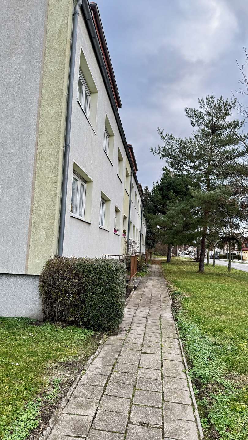 Stra�enansicht Nr. 67-69 Mehrfamilienhaus Sta�furt