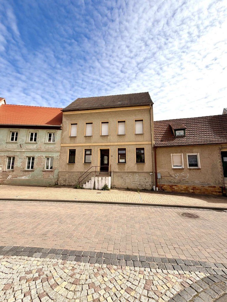 Au�enansicht Hettstedt Reihenmittelhaus viel Platz f�r die ganze Familie - Reihenhaus mit Ausbaureserve