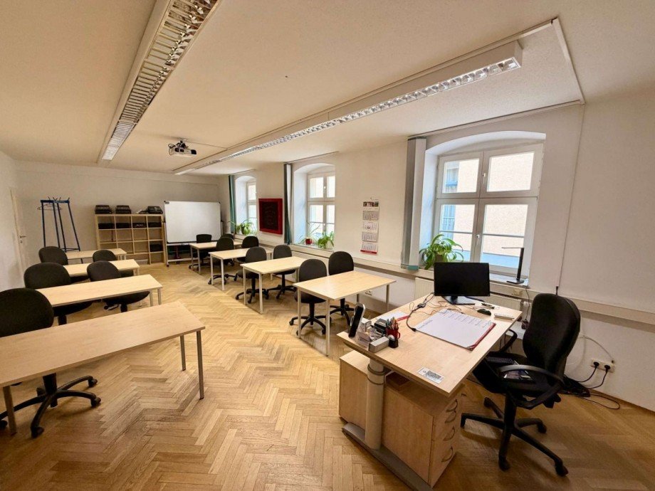 Klassenraum 1 EG B�ro / Praxis Quedlinburg