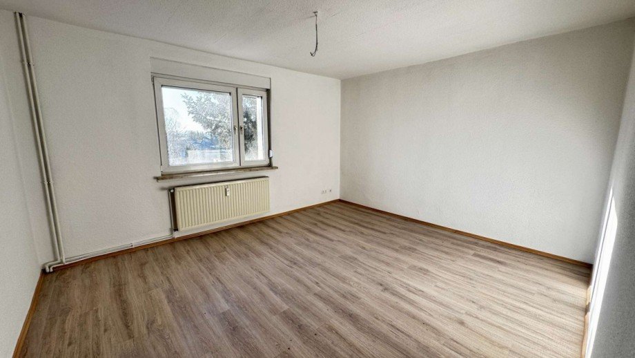 Nr.65 2.OG re 2-Raum renoviert Mehrfamilienhaus Sta�furt