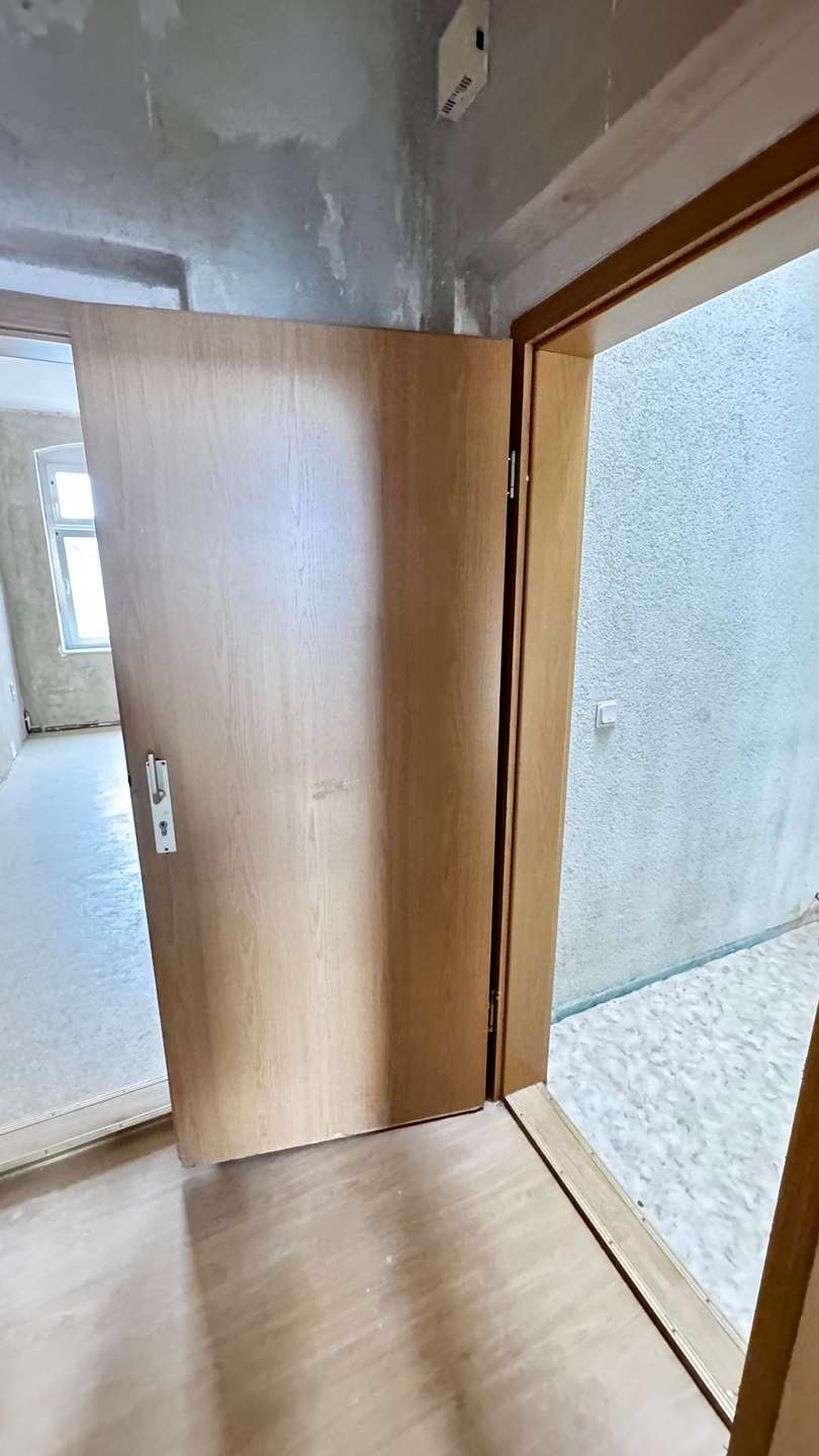 Wohnungseingang 1.OG Mehrfamilienhaus Calbe