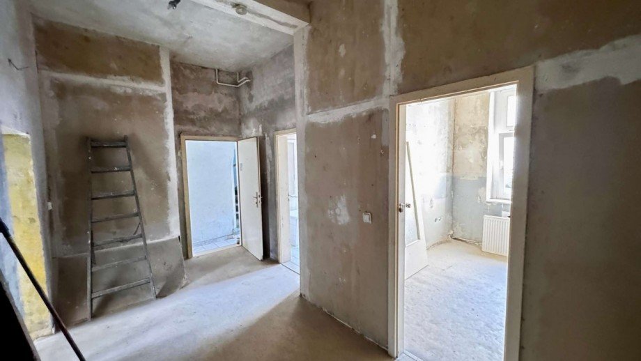 Flur EG Mehrfamilienhaus Calbe