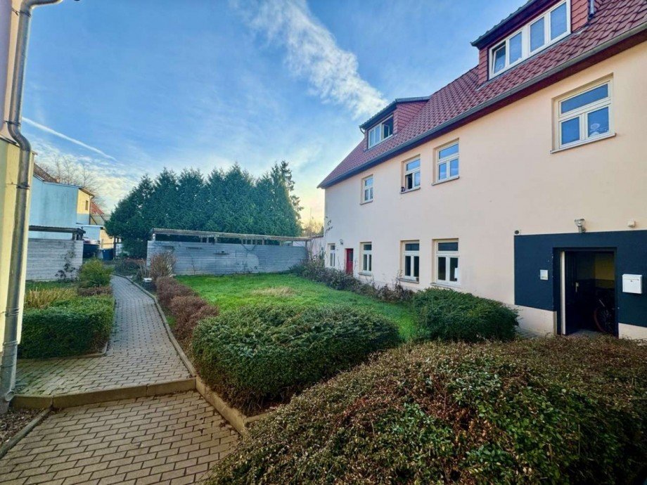 Innenhof Mehrfamilienhaus Ballenstedt