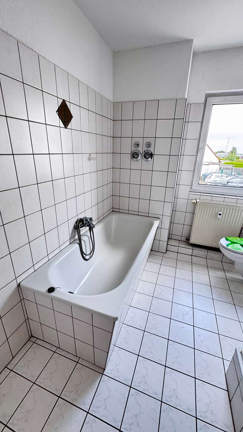Dusch- u Wannenbad Erdgeschosswohnung B�rdeland