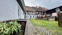 Bild (31fe6c56d3c65b4e4e941272f8810527): 9 % IST-Rendite - 588 qm - 9 WE 10 Garagen 2 G�rten Investment im Harz in Benneckenstein