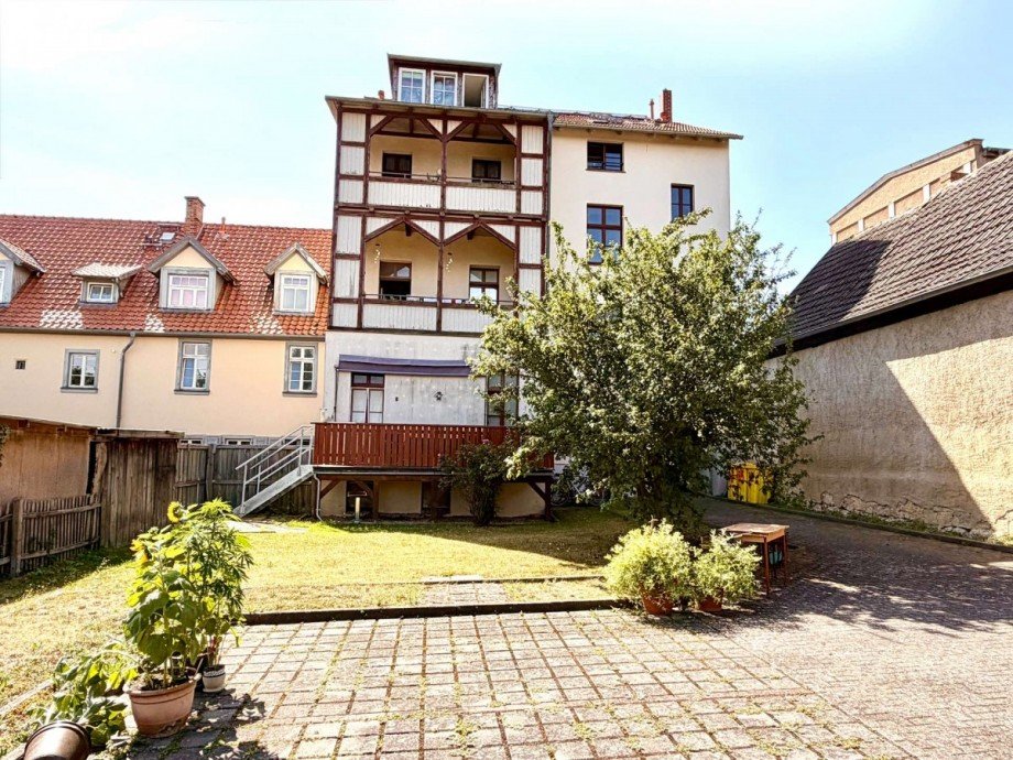 R�ckansicht Immobilie Wohnung Ballenstedt