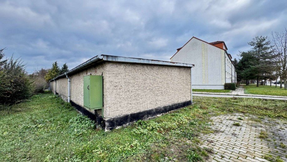 Garagenkomplex Mehrfamilienhaus Sta�furt