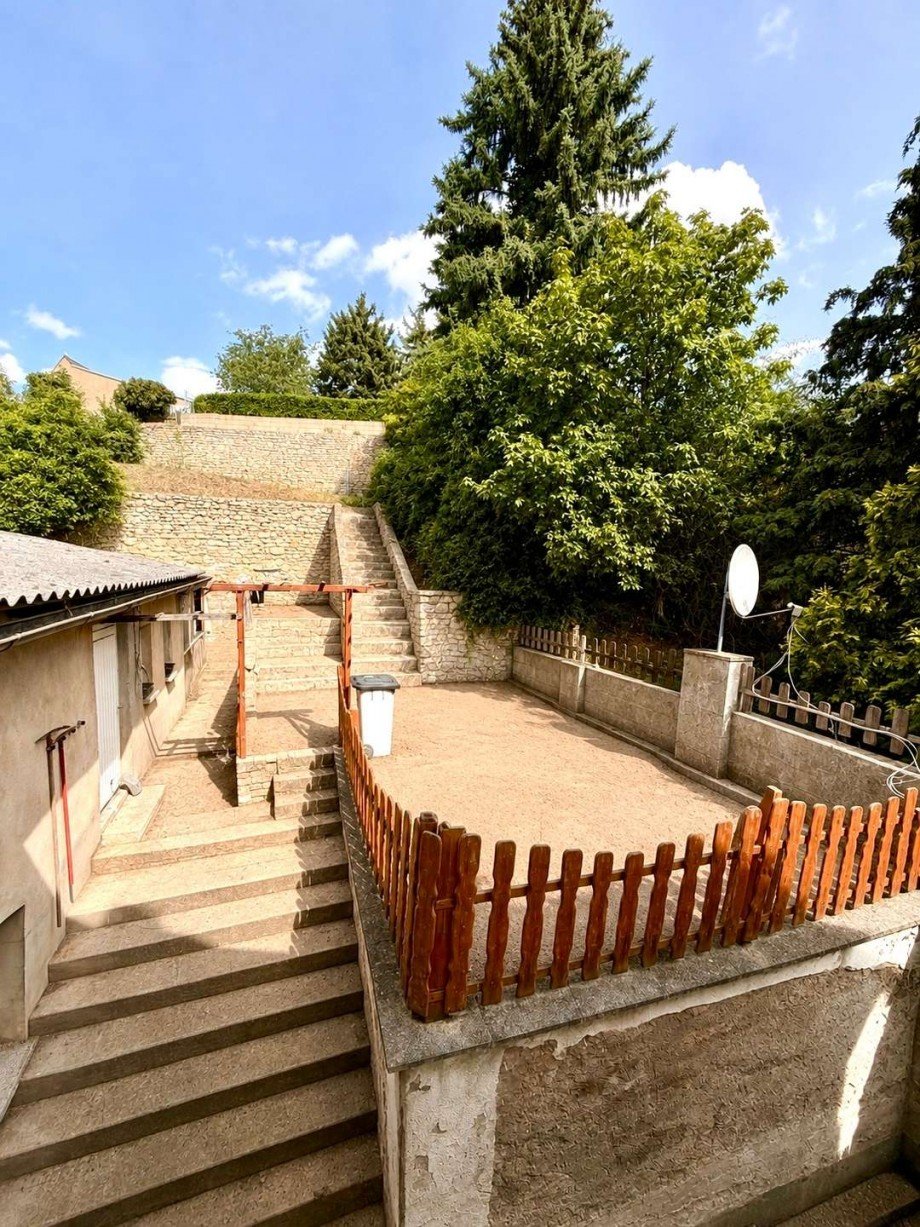 Terrassenansicht + Grundst�ck Reihenmittelhaus Hettstedt