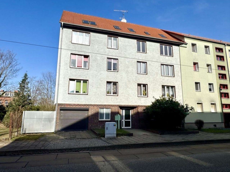 Stra�enansicht Mehrfamilienhaus Halberstadt