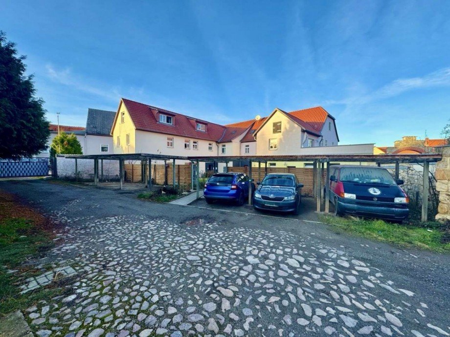 Stellpl�tze Mehrfamilienhaus Ballenstedt