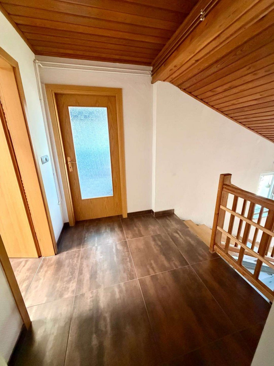 Flur OG Einfamilienhaus Ro�lau