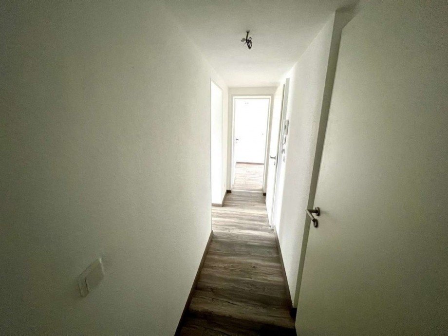 Flur WE Dachgeschoss Mehrfamilienhaus Halberstadt