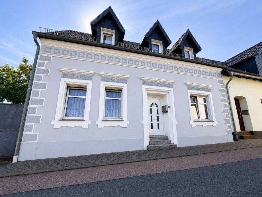 Stra�enansicht Haus Mansfeld