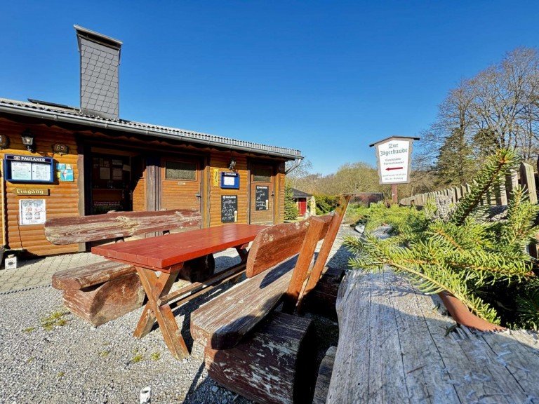 Au�enanlage Altenbrak Thale - Harz Renditeobjekt Altenbrak Idyllisches Ferienensemble im Harz: Gastronomie trifft Natur & Rendite