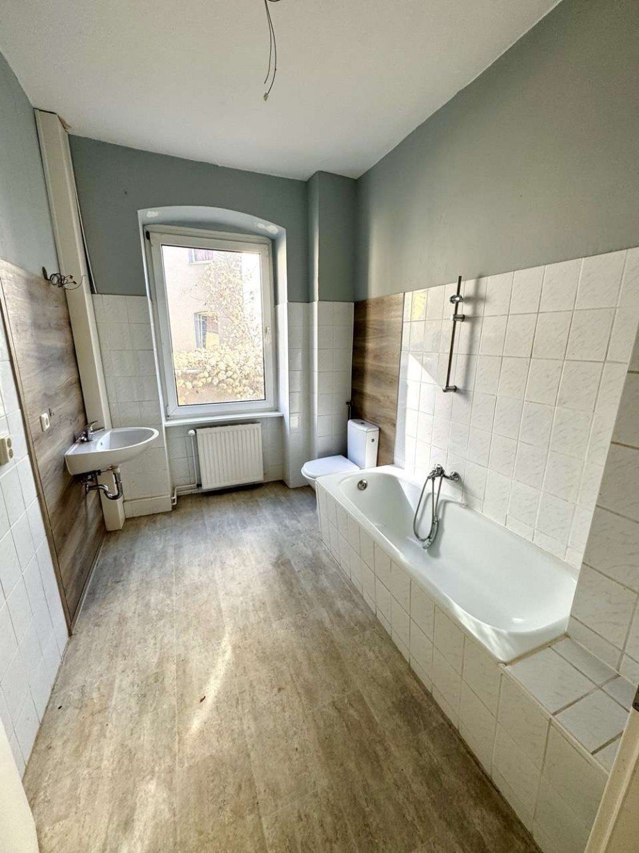 Badezimmer WE Erdgeschoss Mehrfamilienhaus Halberstadt