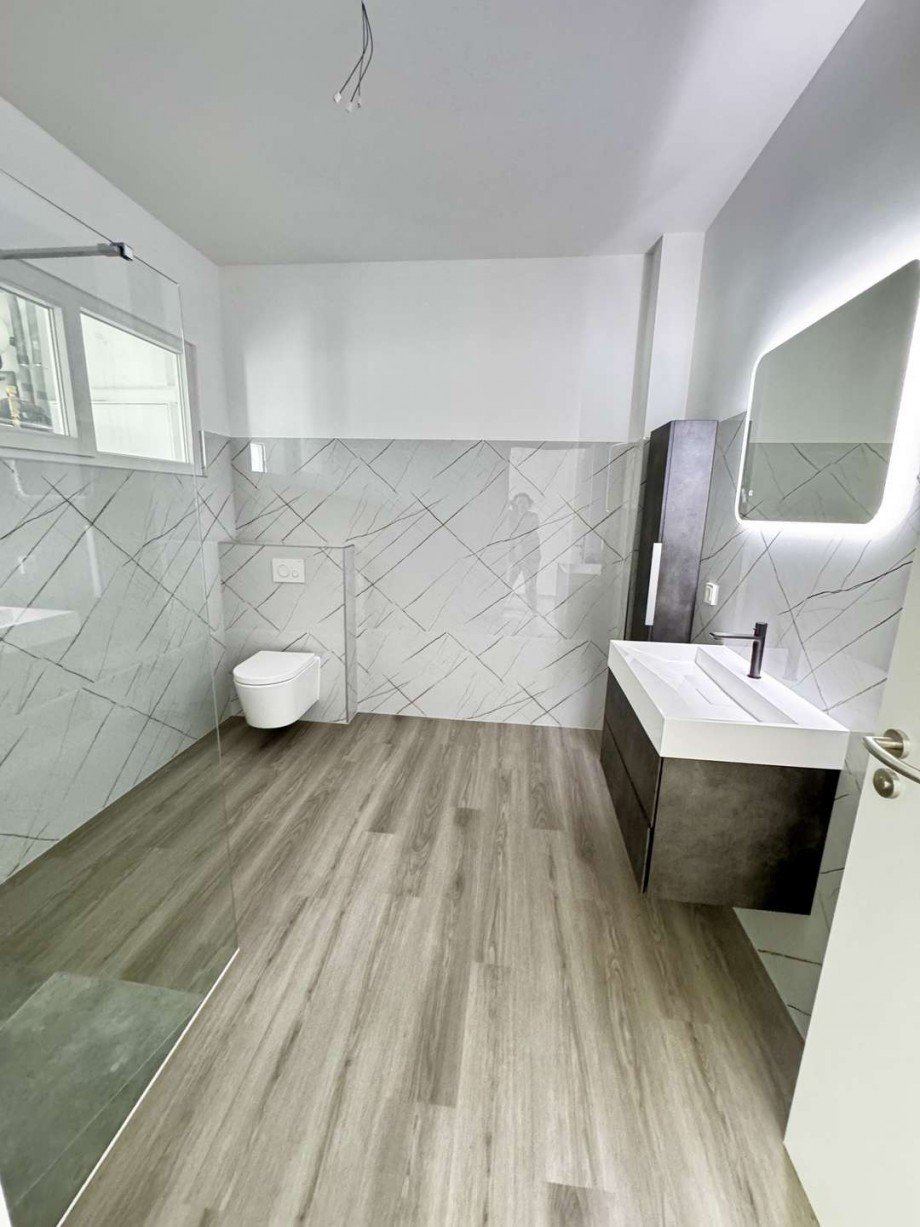 21 EG G�ste WC mit Dusche Reihenmittelhaus Biederitz