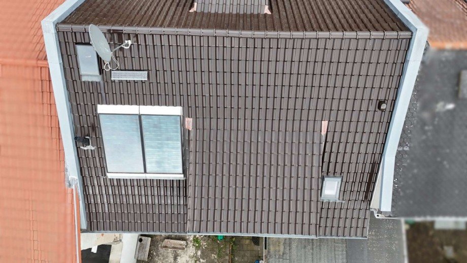 cLuftbild Dach Mehrfamilienhaus Sch�nebeck