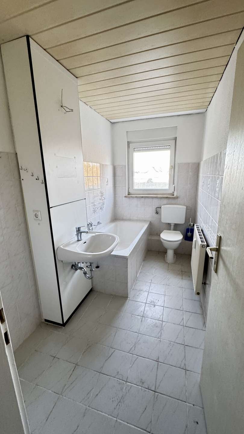 1. Nr66 EG re5 Wohnung Sta�furt