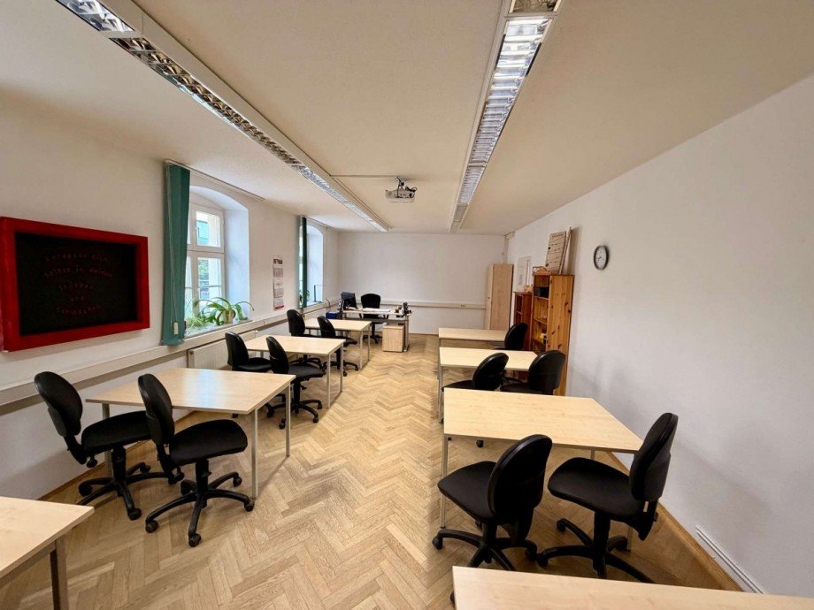 Klassenzimmer 1 EG B�ro / Praxis Quedlinburg