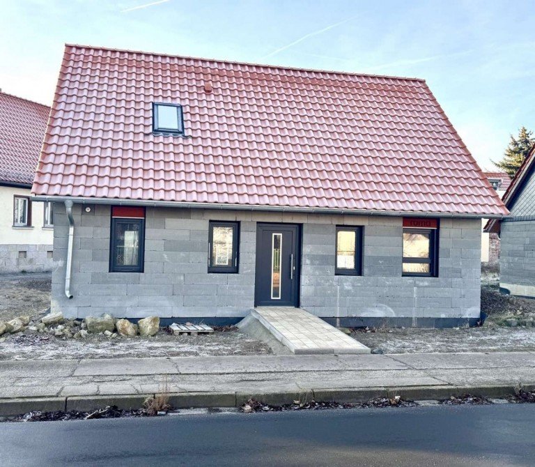 Stra�enansicht Ballenstedt Einfamilienhaus exklusives Einfamilienhaus im Rohbau - maximale Gestaltungsfreiheit auf zwei Wohnebenen