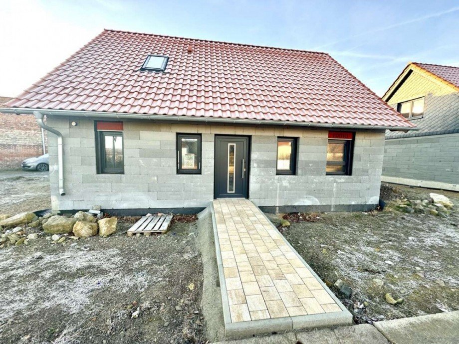 Stra�enansicht Einfamilienhaus Ballenstedt