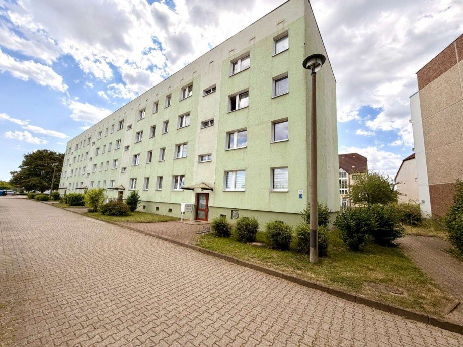Stra�enansicht Wohnung Ballenstedt