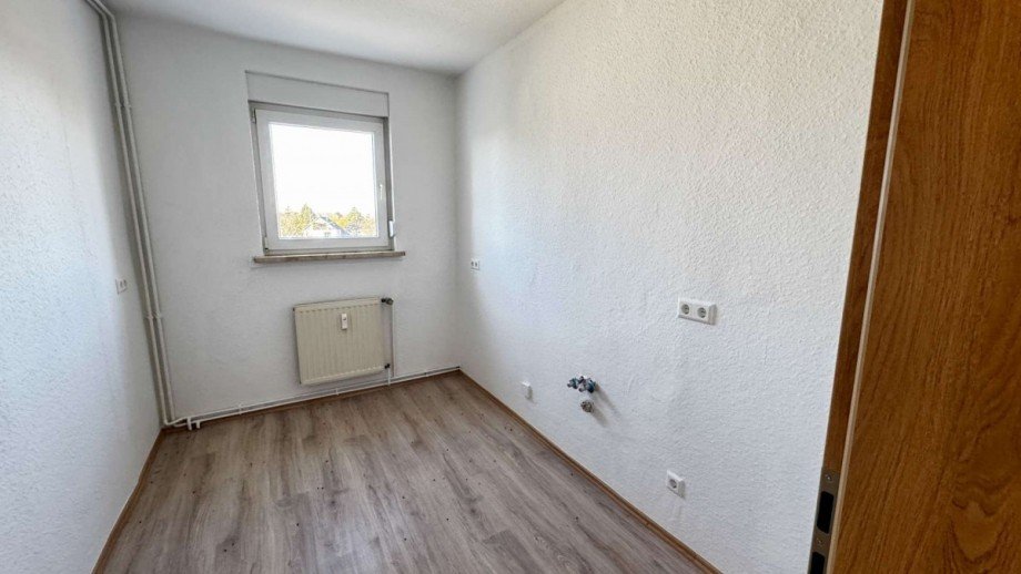 Nr.65 2.OG re 2-Raum renoviert Mehrfamilienhaus Sta�furt