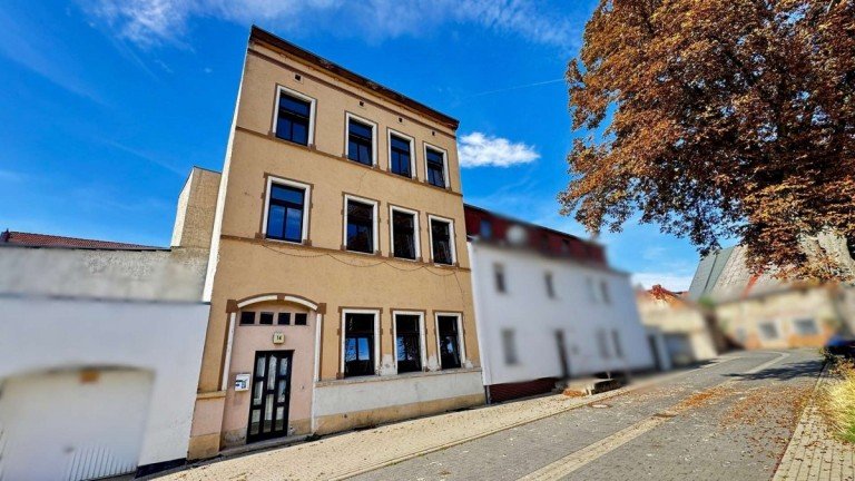cAnsicht Wassertor2 Calbe Mehrfamilienhaus attraktives Mehrfamilienhaus mit 3 Wohneinheiten, gro�z�gigen R�umen und Entwicklungspotenzial