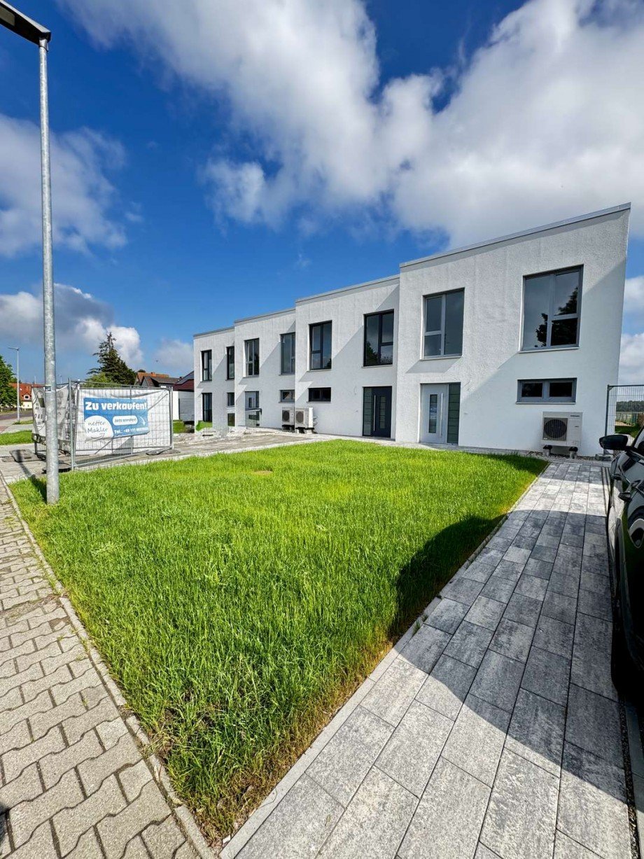 20a+21+21a Ansicht Front6 Reihenendhaus Biederitz