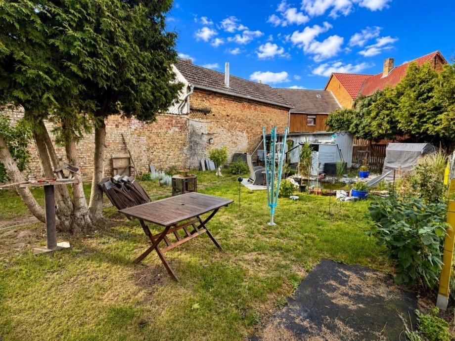 Gartenansicht Zweifamilienhaus Osterwieck