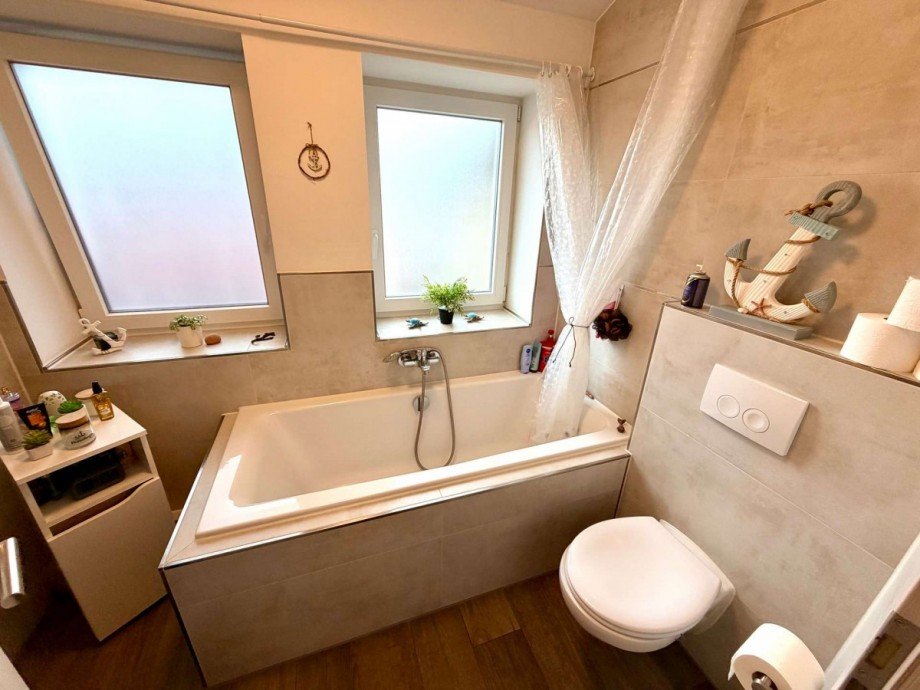 Badezimmer WE OG Zweifamilienhaus Osterwieck