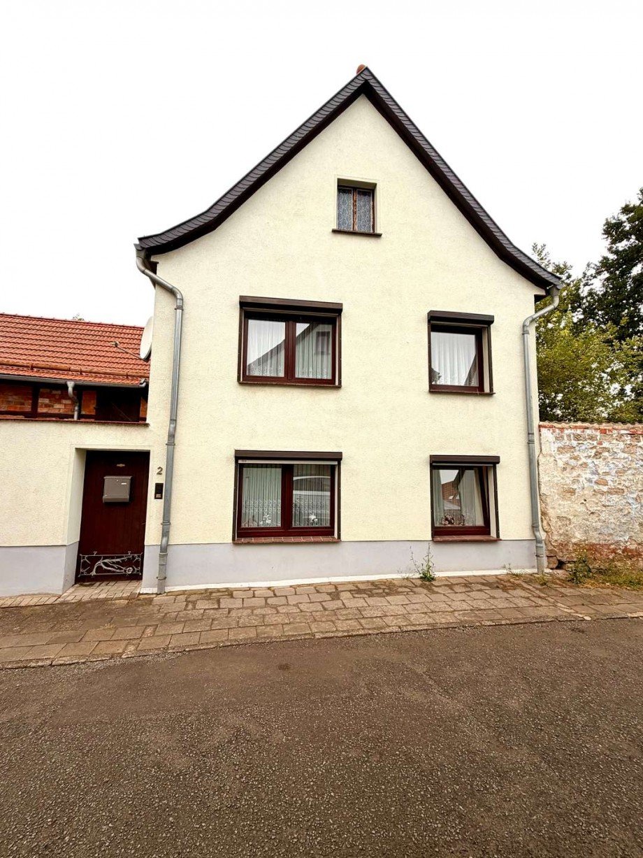 Stra�enansicht Einfamilienhaus Ditfurt