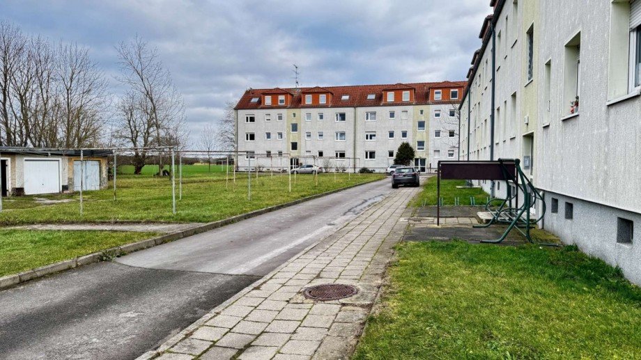 Hofseite Gesamtansicht2 Mehrfamilienhaus Sta�furt