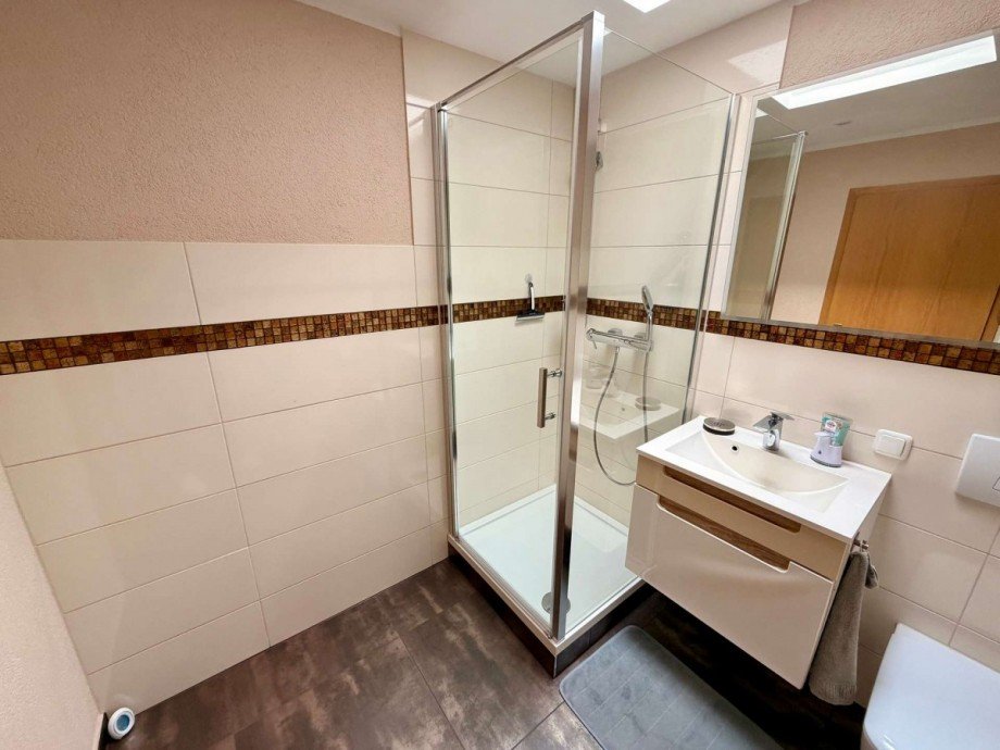 Badezimmer OG Einfamilienhaus Ro�lau