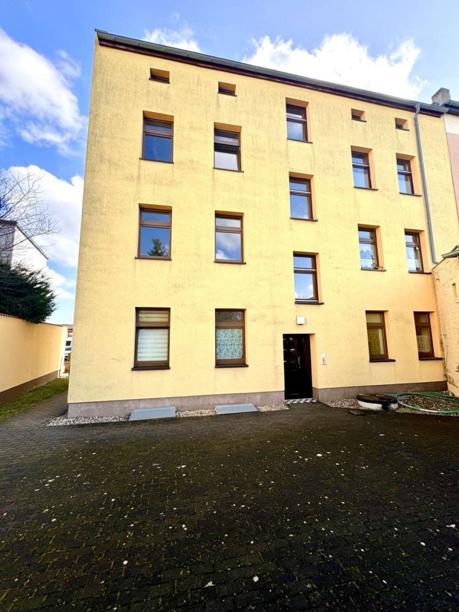 R�ckansicht Mehrfamilienhaus Magdeburg