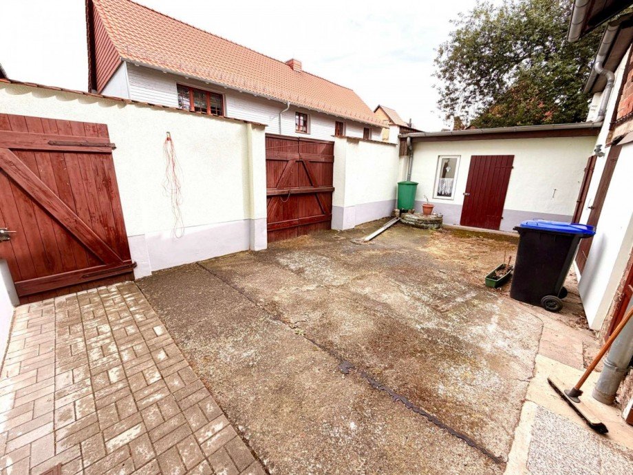 Hofansicht Einfamilienhaus Ditfurt