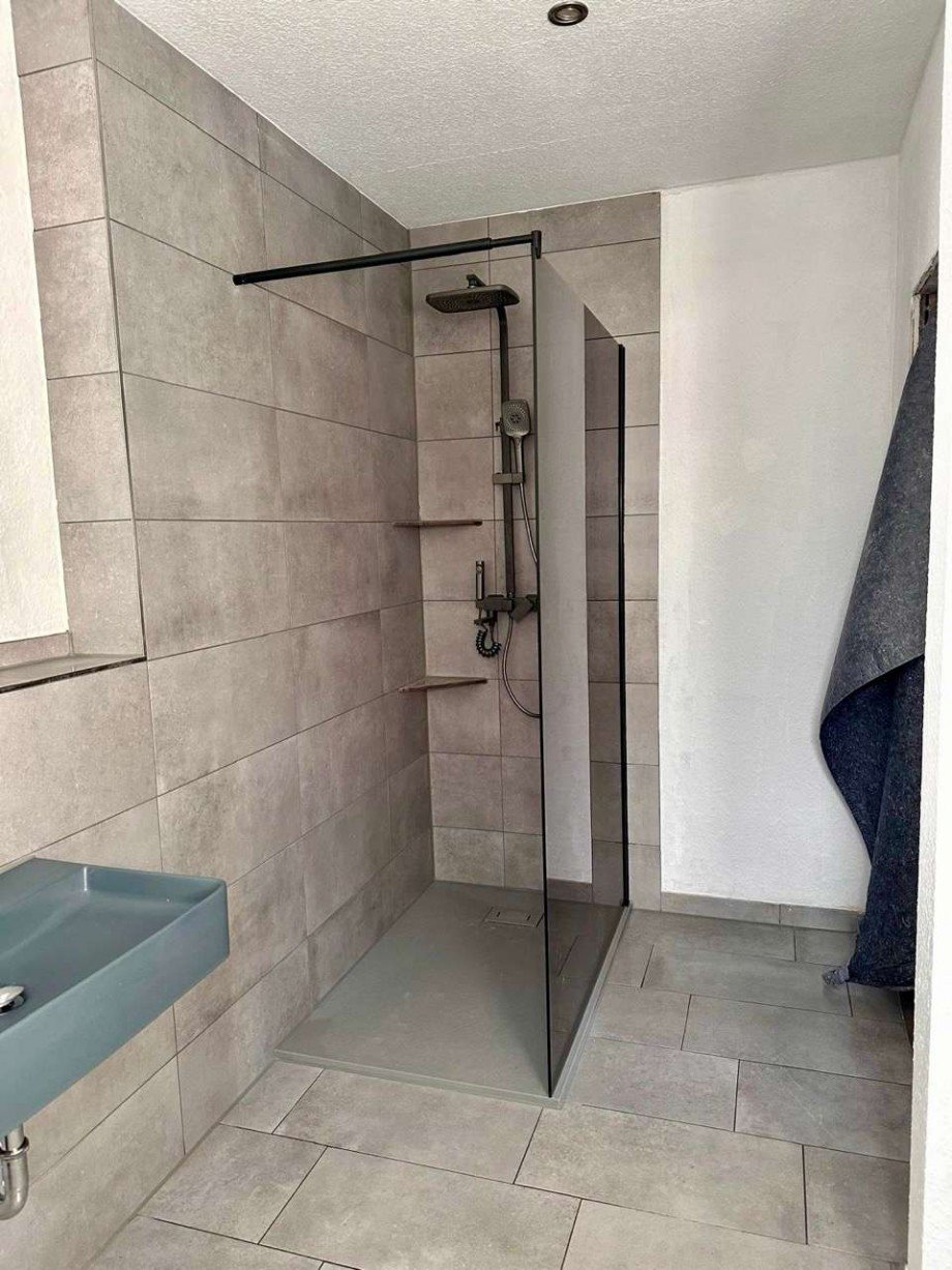 Badezimmer Einfamilienhaus Zweifamilienhaus Burgstall