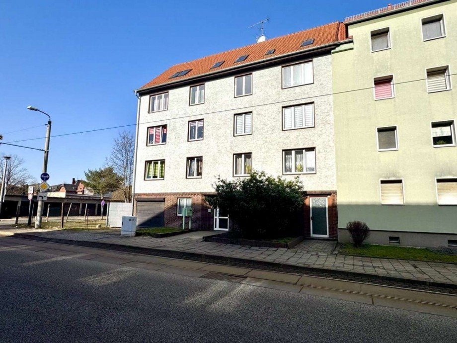 Stra�enansicht Mehrfamilienhaus Halberstadt