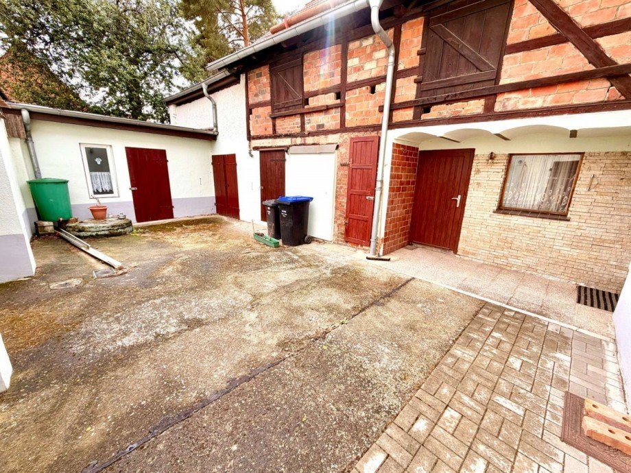 Hofansicht Einfamilienhaus Ditfurt