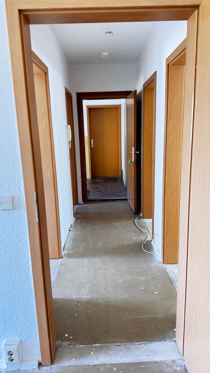 Flur Erdgeschosswohnung Sta�furt