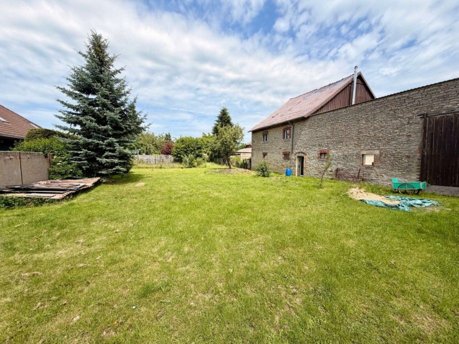 Gartenbereich Mehrfamilienhaus Bartensleben