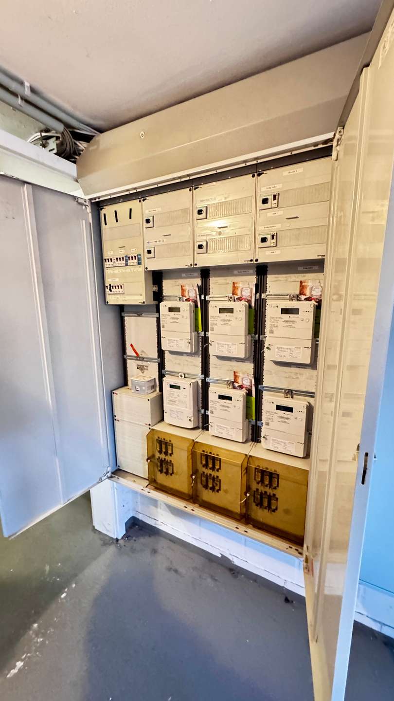 KG Z�hler-/Verteilerschrank Erdgeschosswohnung B�rdeland
